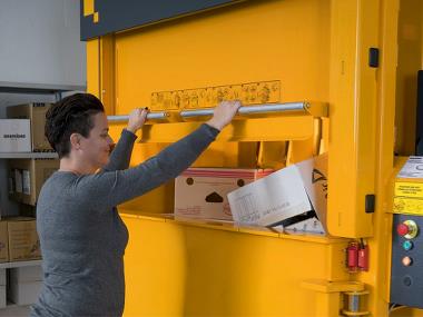 Baler door type significantly affects the comfort and efficiency of the baler